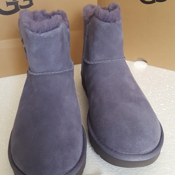 Authentic UGG mini bailey snaps - Picture 4 of 8